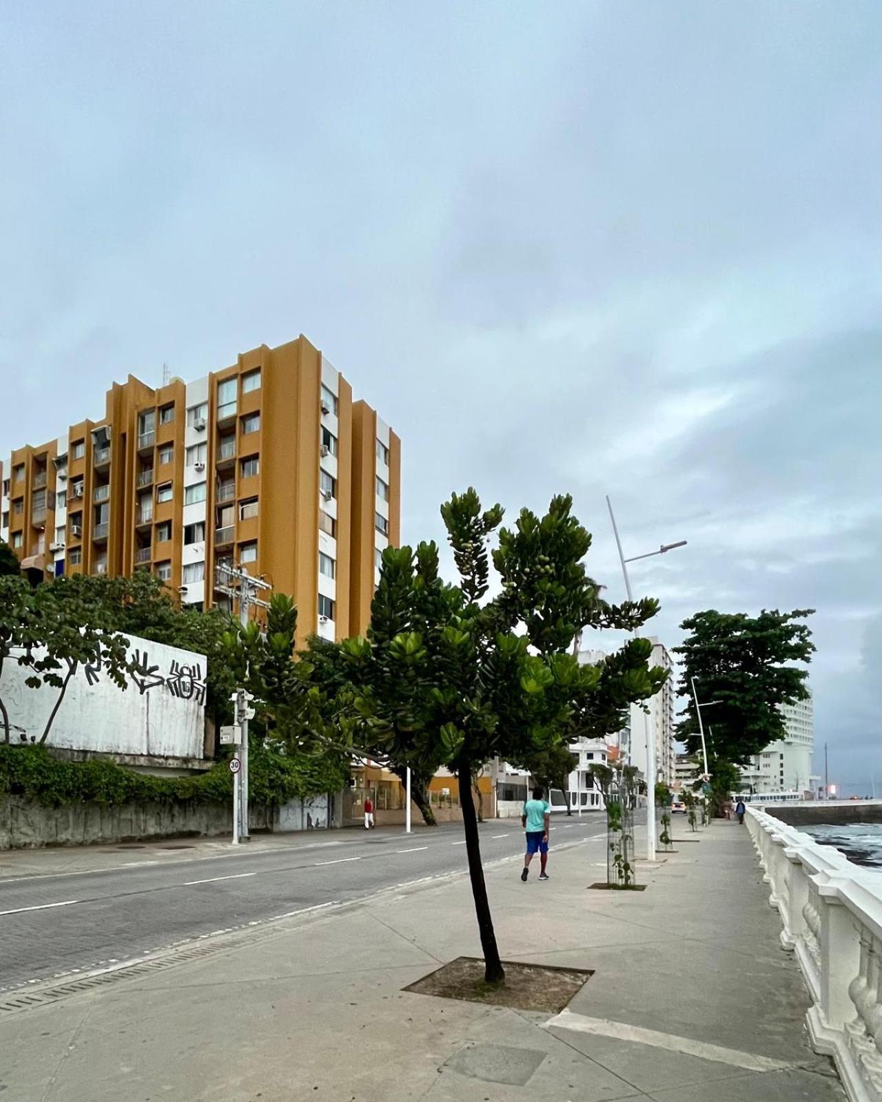 Apto A Passos Do Farol Da Barra Salvador Exterior photo